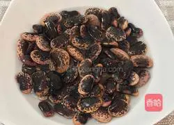 Illustration of how to make kidney bean cake 1