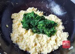 Illustration of how to make vegetable pancakes 9