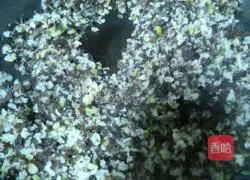 Illustration of how to make white radish dumpling stuffing 12