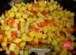 Illustration of how to make pear fried rice 3