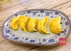 Illustration of how to make corn and pork dumplings 18