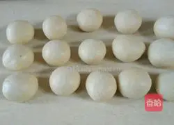 Illustration of how to make rose flower cake 5