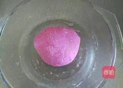 Illustration of how to make fruit and vegetable colored noodles 10