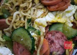 Illustration of how to make fried instant noodles 8