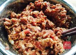 Illustration of how to make green onion and pork buns 6