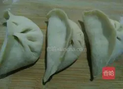 Moon buns...Illustration of how to make fennel meat filling 20