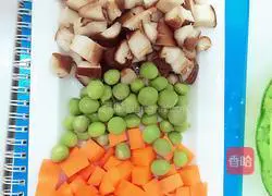 Illustration of how to make egg fried rice 1