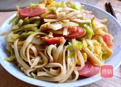 Illustration of how to make fried noodles with vegetables and eggs 19