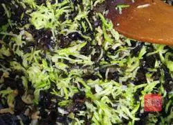 Illustration of how to make steamed buns without meat 6