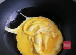 Pineapple Curry Fried Rice Recipe Illustration 4