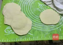 Illustration of how to make bean paste steamed buns 7