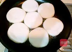 Illustration of how to make radish-filled meatloaf 10