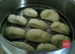Illustration of how to make milk steamed buns 8