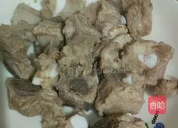 Illustration of how to cook pork ribs in rice cooker 4