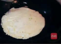 Illustration of how to make golden batter cakes 4