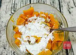 Illustration of how to make nut pumpkin cake 8