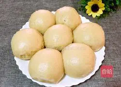 Illustration of how to make brown sugar steamed buns 16