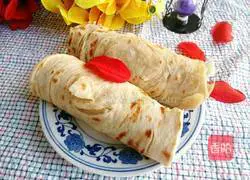 Illustration of how to make hand pancake rolls 19