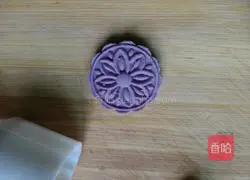 Illustration of how to make pumpkin cake and purple potato cake 6