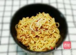 Illustration of how to make dry noodles 3