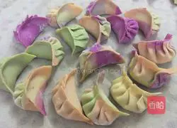 Illustration of how to make beef and celery dumplings 7