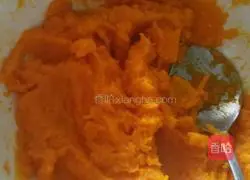 Illustration of how to make Pumpkin Bean Paste Cake 2