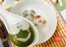 Illustration of how to make frog cartoon glutinous rice balls 11
