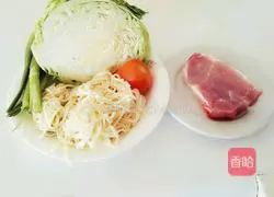 Illustration of how to make cabbage fried noodles 1