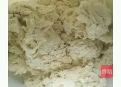 Illustration of how to make fried buns with beans and meat filling 2