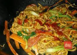 Illustration of how to make vegetable fried noodles 6
