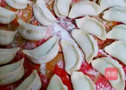 Illustration of how to make leek and meat dumplings 4