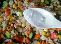 Pineapple, Corn and Chicken Fried Rice Recipe Illustration 11