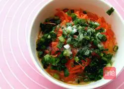 Illustration of how to make carrot and egg pancakes 3