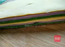 Illustration of how to make rainbow dumplings 7