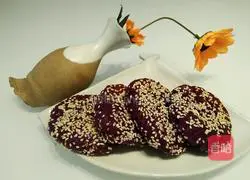 Illustration of making glutinous rice and purple potato cakes 11