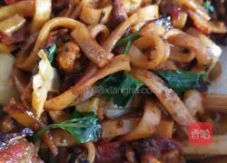 Illustration of how to make fried rice noodles 3