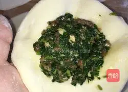 Illustration of how to make amaranth and pork buns 9