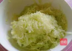 Spinach Illustration of how to make dumplings 2