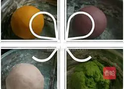 Illustration of how to make colorful noodles 1