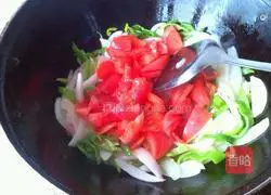 Fried noodles with tomatoes and eggs Practice illustration 7