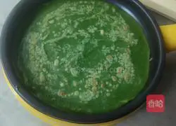 Spinach Juice Illustration of how to make pancakes 10