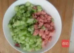 Illustration of how to make egg fried rice 1