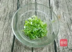 Illustration of how to make cabbage fried rice 6