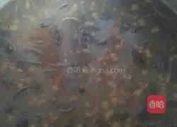 Illustration of how to make lentil stuffed rice 4