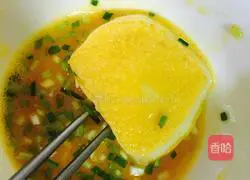 How to roll steamed buns with scallion oil, eggs and salt Illustration 3