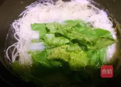 Illustration of how to make clear soup noodles 6