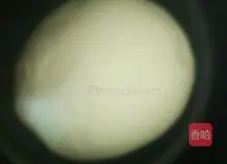 Illustration of how to make green pepper and meat buns 12