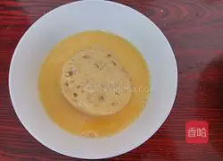 Illustration of how to make golden steamed buns 4