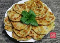 Illustration of how to make pastoral potato pancakes 4
