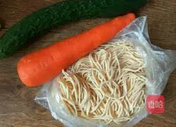 Illustration of how to make spicy noodles 1